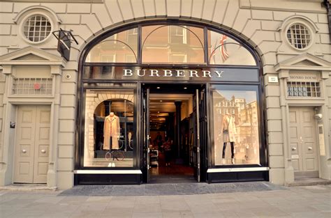 burberry selbstmord pullover|Burberry entschuldigt sich für Selbstmord.